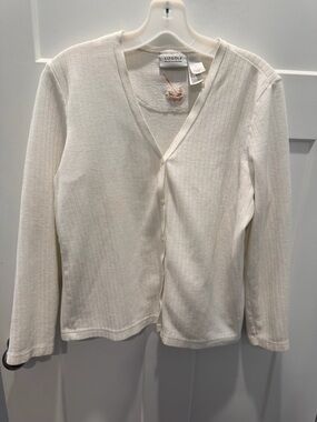 Lizgolf Liz Claiborne Cream Button Front Cardigan Sweater Women’s M Lightweight